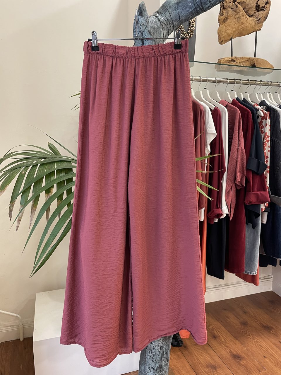 Pantalón MEDEA vino