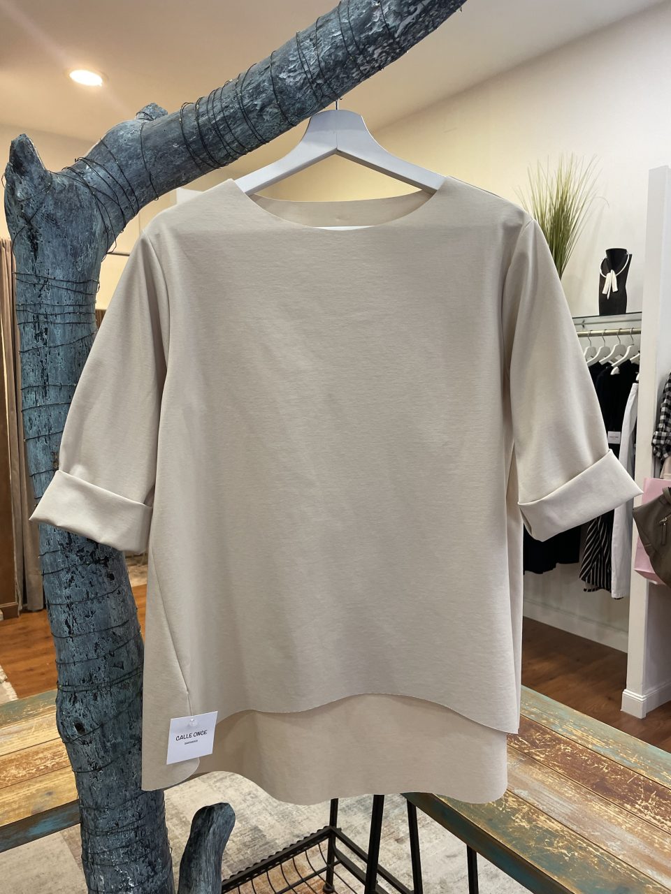 Camiseta MIA beige