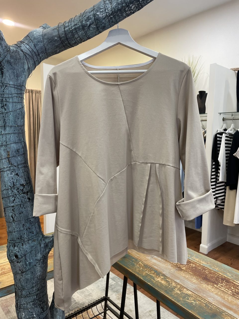 Camiseta FLIX beige