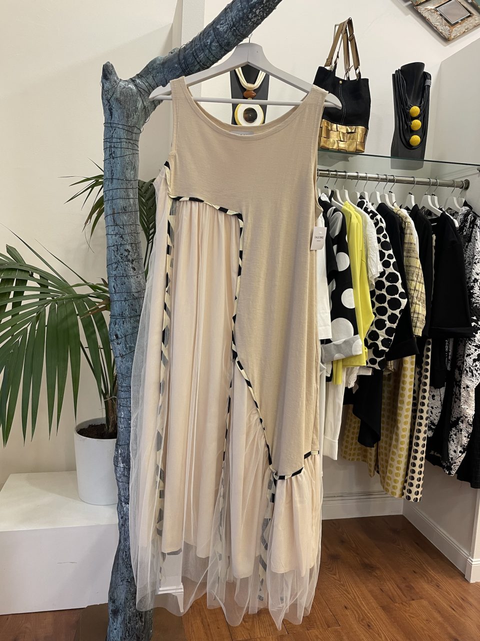 Vestido BALLAN beige