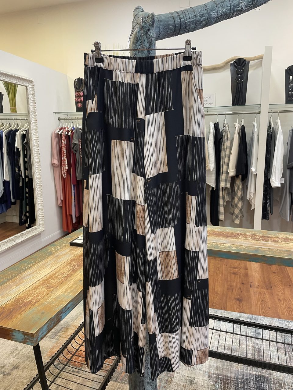 Pantalón BARNA rayas