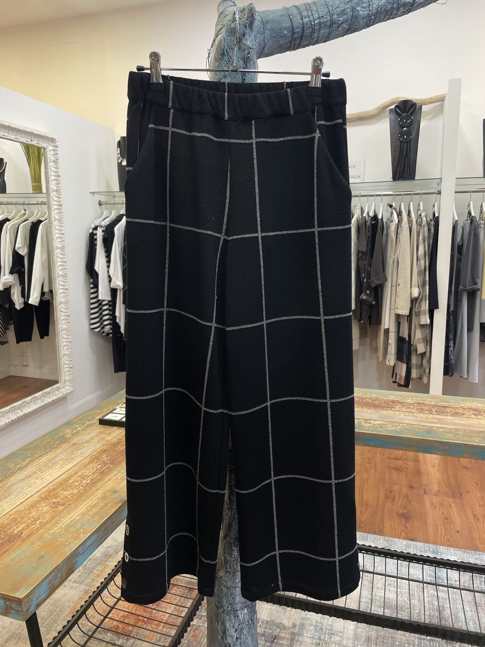 Pantalón SENA BOTONES negro