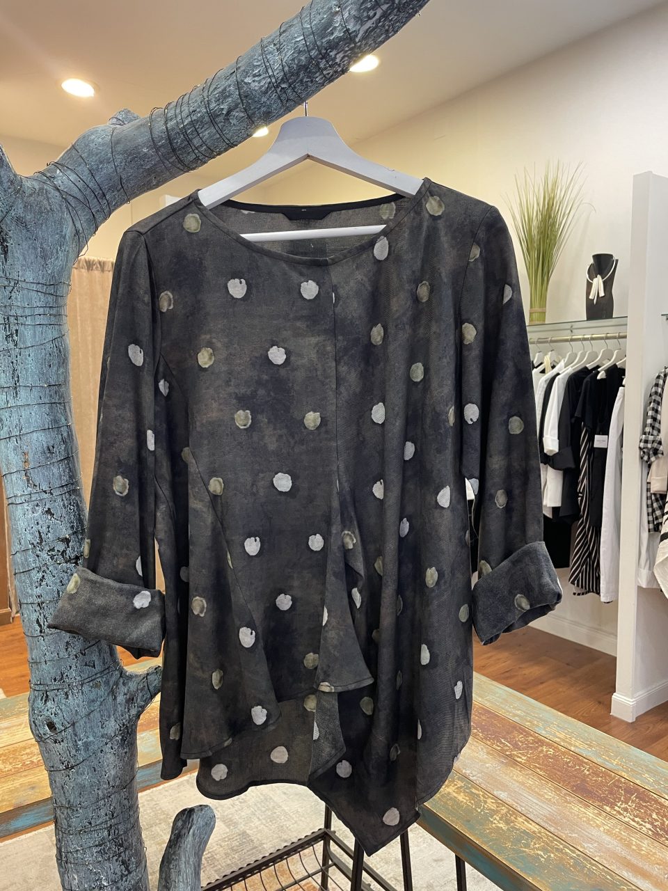 Camiseta LUNARES gris