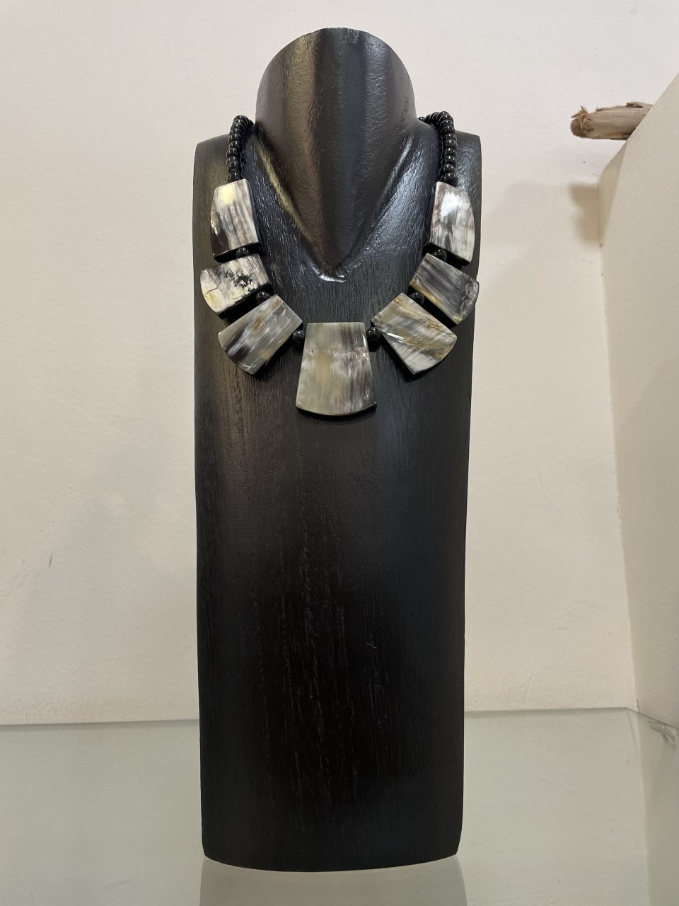 Collar CORTO