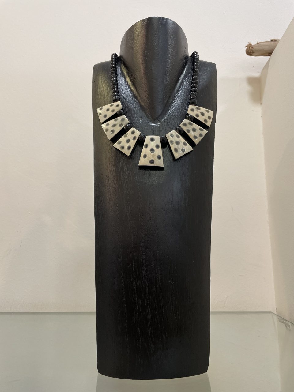 Collar CORTO