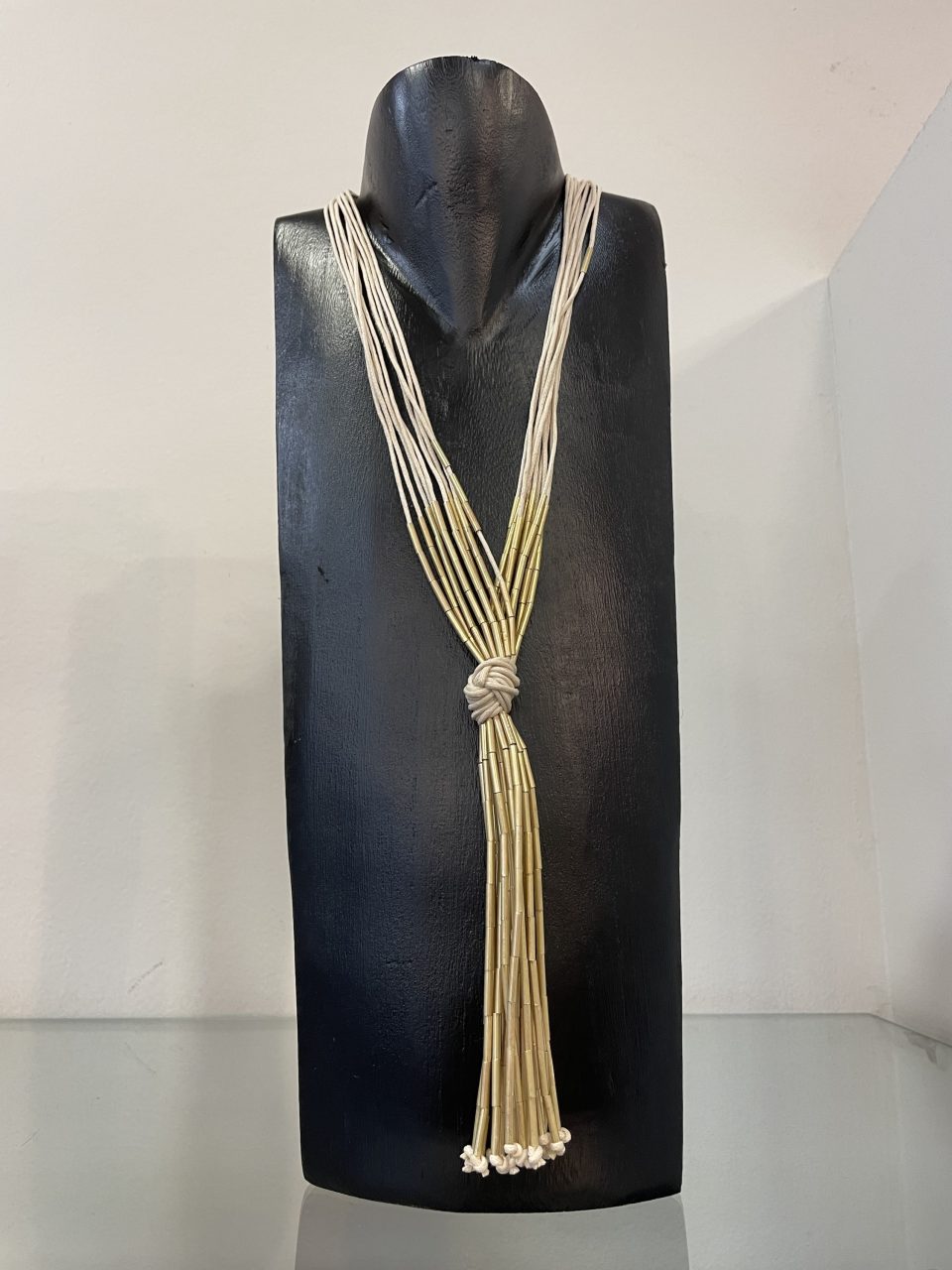 Collar LARGO