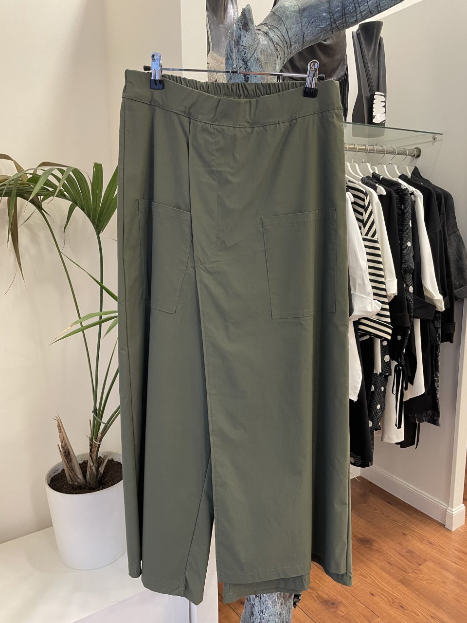Pantalón MARC verde kaki
