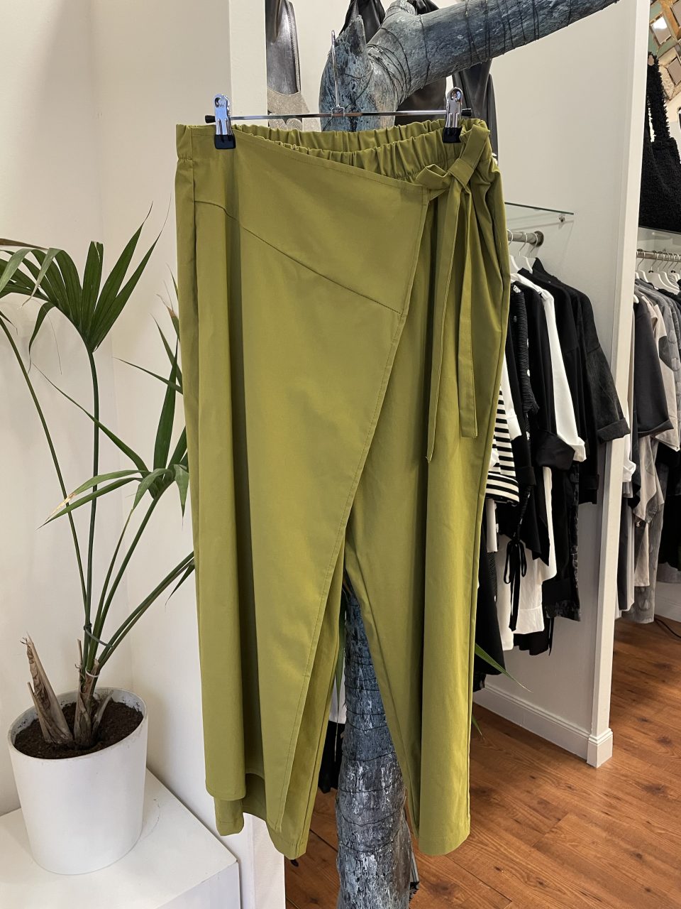 Pantalón FABIO pistacho