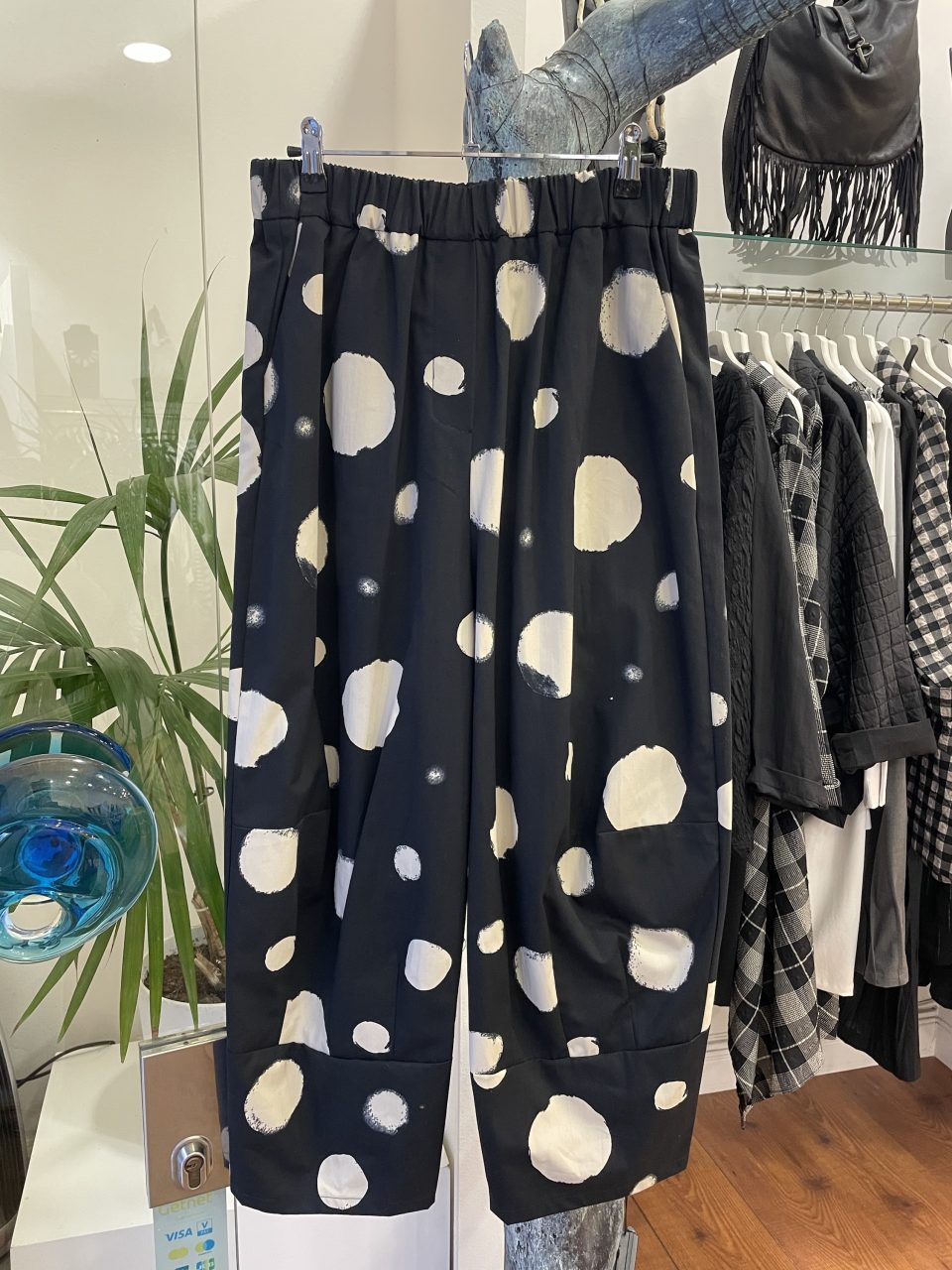 Pantalón LUNARES negro